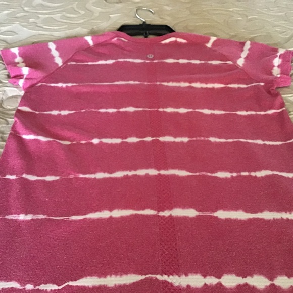 LULULEMON PINK TEE, short sleeve, round neckline - Picture 2 of 7